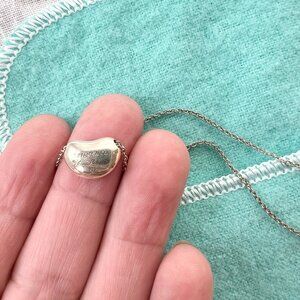 Tiffany & Co Elsa Peretti Bean Necklace, Sterling Silver Pendant 9mm